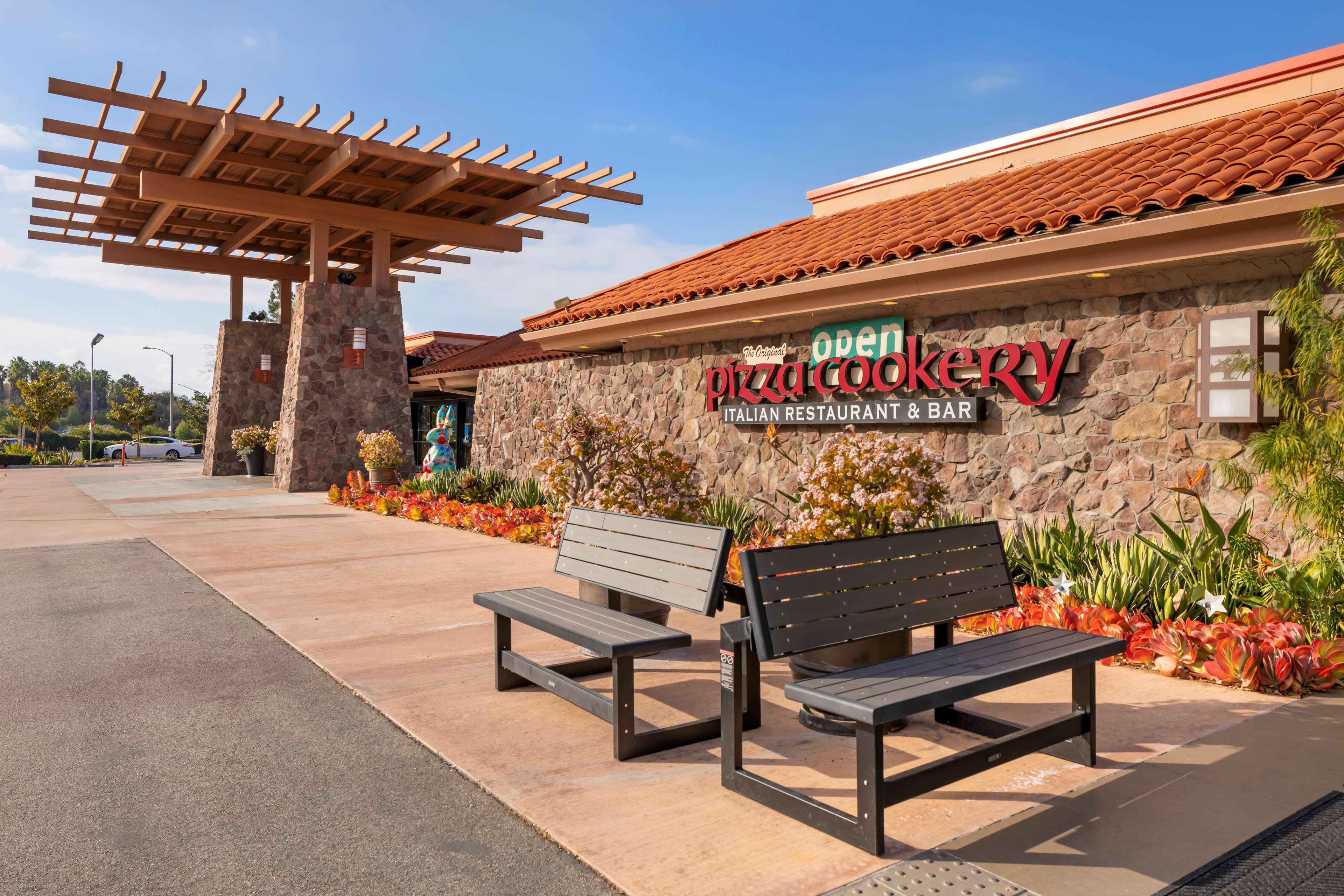Best Western Plus Thousand Oaks Inn Eksteriør billede