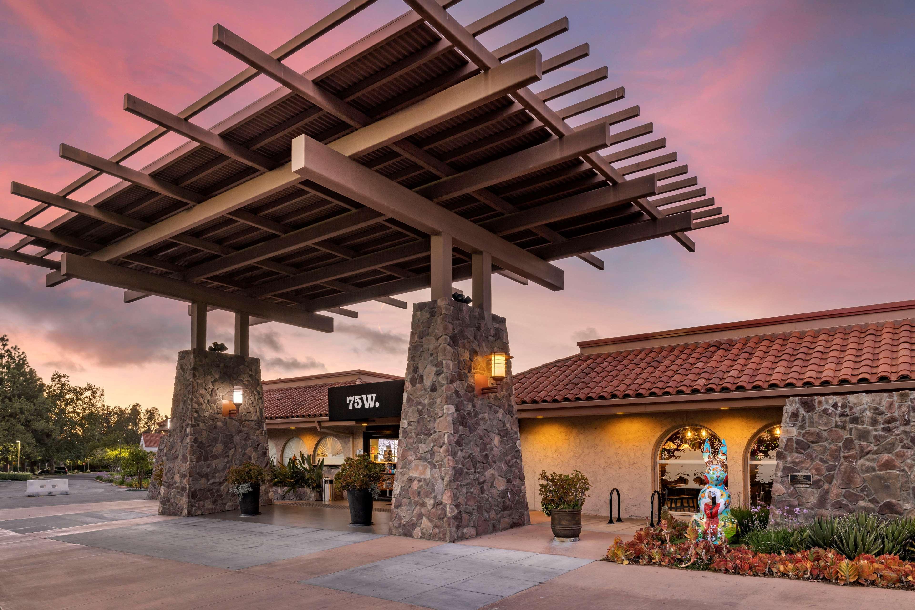 Best Western Plus Thousand Oaks Inn Eksteriør billede